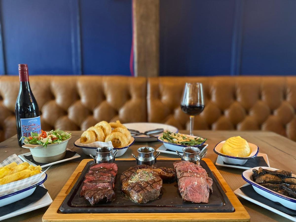 The Bull Inn Mildenhall Bagian luar foto
